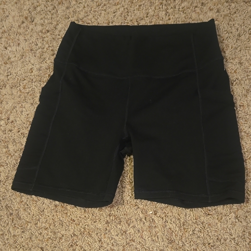 Women's On The Go Black Shorts